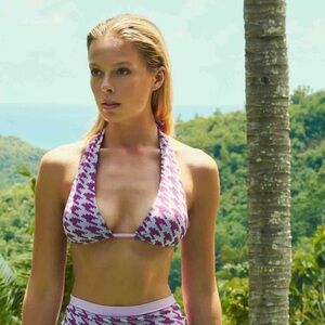WET SWIMWEAR Monarch Jordan Fuchsia Houndstooth Bikini Top